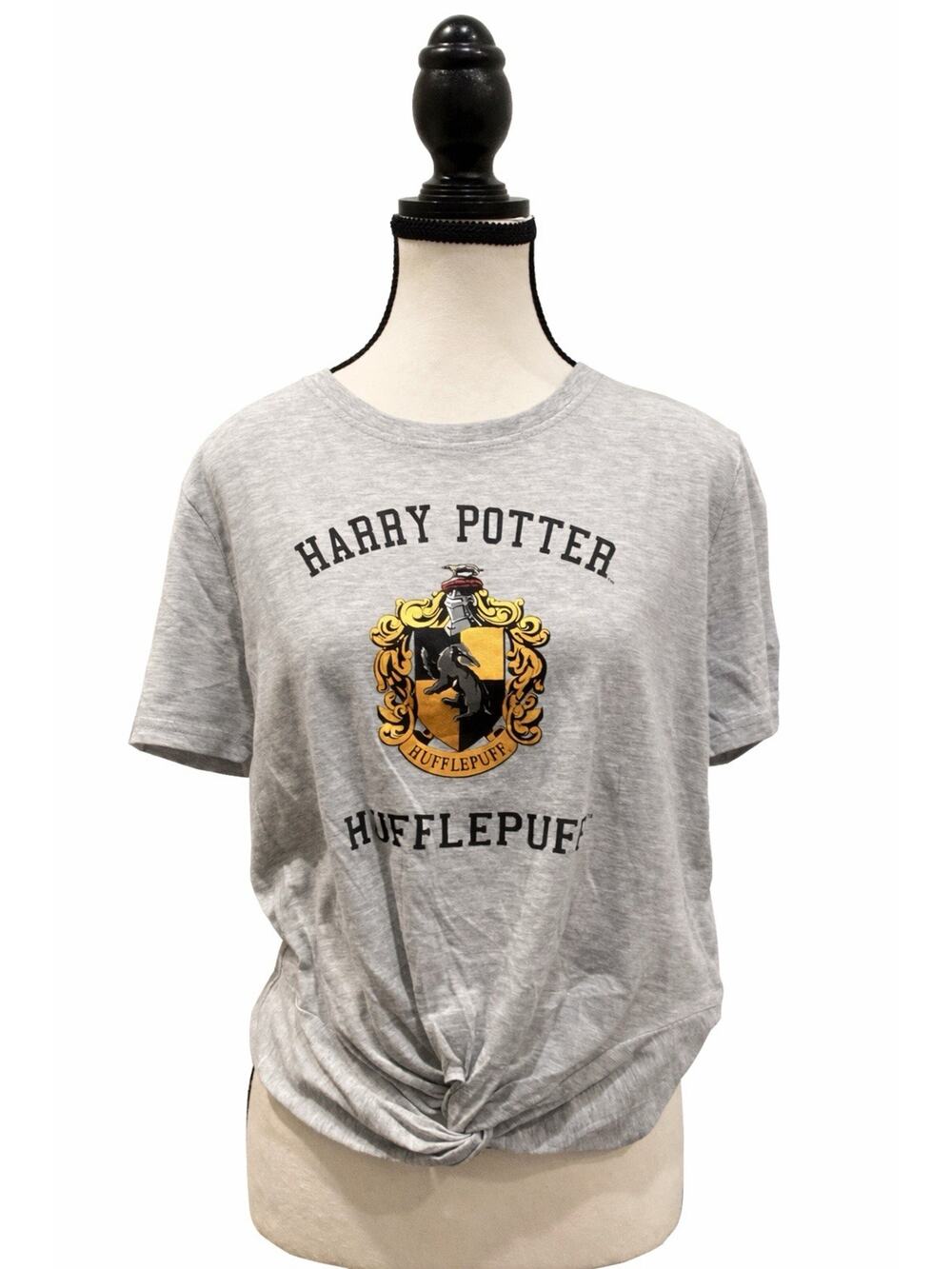 Harry Potter Hufflepuff Women’s Medium Gray Front Knot Graphic Tee Shirt NEW